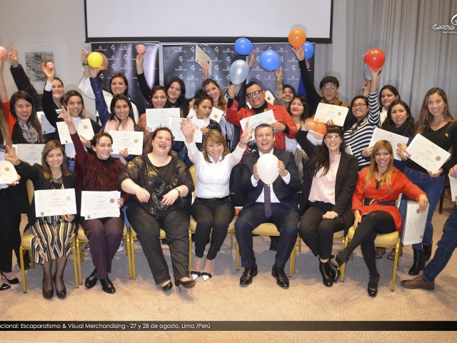 PERÚ - Escaparatismo & Visual Merchandising - Agosto/18