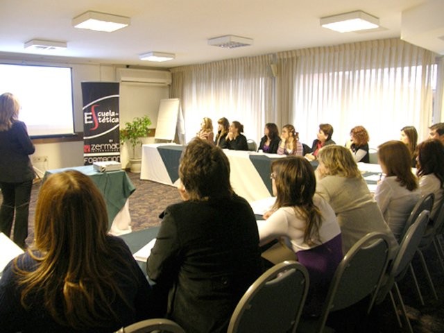 SeminarioPoniendoleGarboatuImagen-Agosto2009II